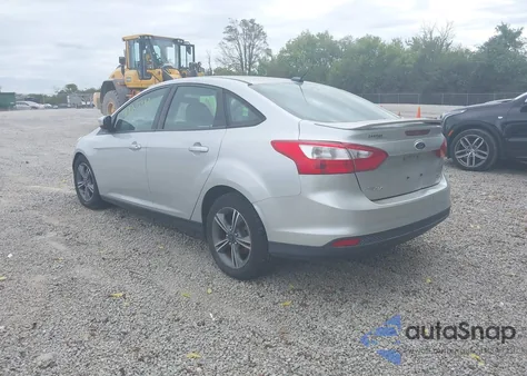 2014 Ford Focus Se z USA, uszkodzony, nr VIN 1FADP3F20EL235212